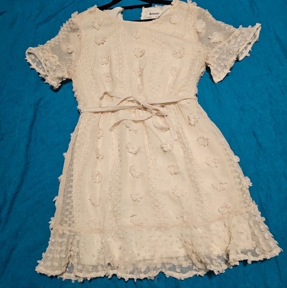 Pinkblush Cream Floral Applique Maternity Flounce Dress, Size S - Picture 3 of 4